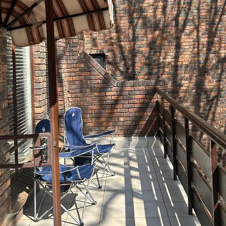 Entire Apartment In Eldoraigne, Centurion Exterior photo